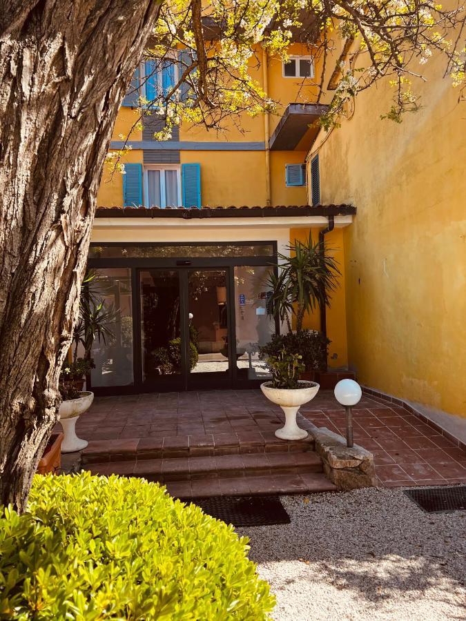 Pfa Hotel - Isola D'Elba กาโว ภายนอก รูปภาพ