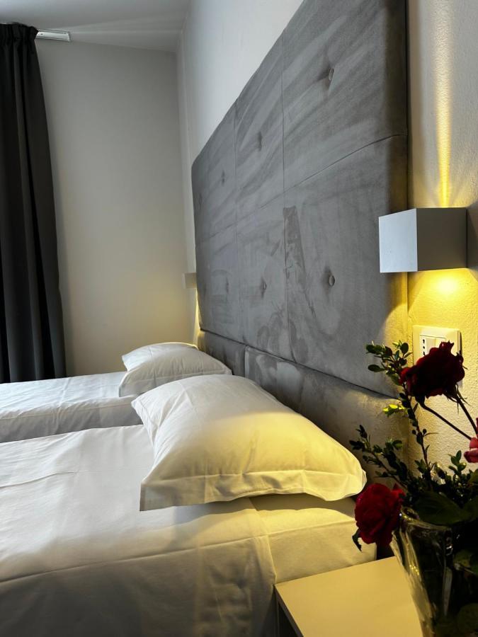 Pfa Hotel - Isola D'Elba กาโว ภายนอก รูปภาพ